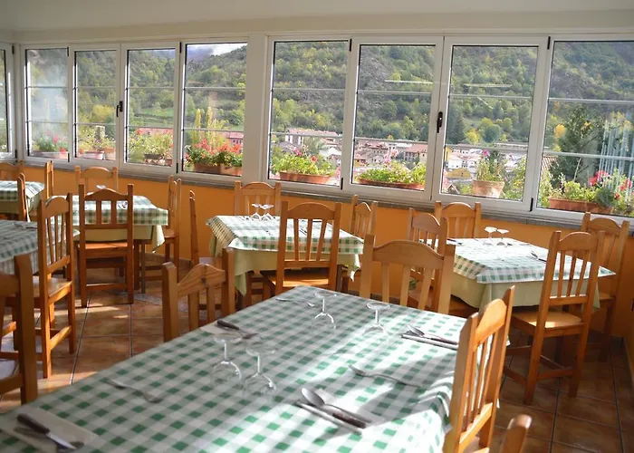 Hostal Parador Penavera